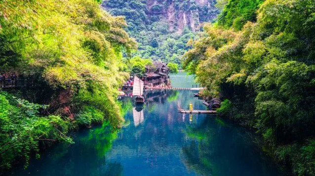 熱烈祝賀我公司產(chǎn)品在湖北省醫(yī)用耗材集中采購(gòu)平臺(tái)掛網(wǎng)成功！